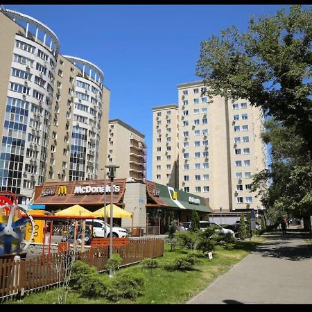 Apartamento Студия New York В Самом Центре Города Almatý Exterior foto
